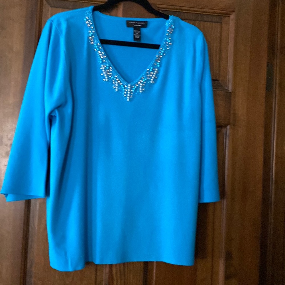 Aqua 3/4 Sleeve Top/Lightweight Sweater